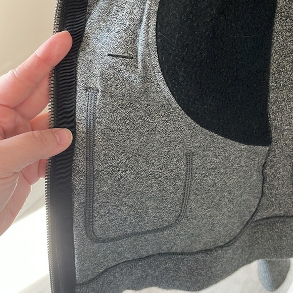 LULULEMON Scuba Hoodie III sz 8 - Picture 6 of 7
